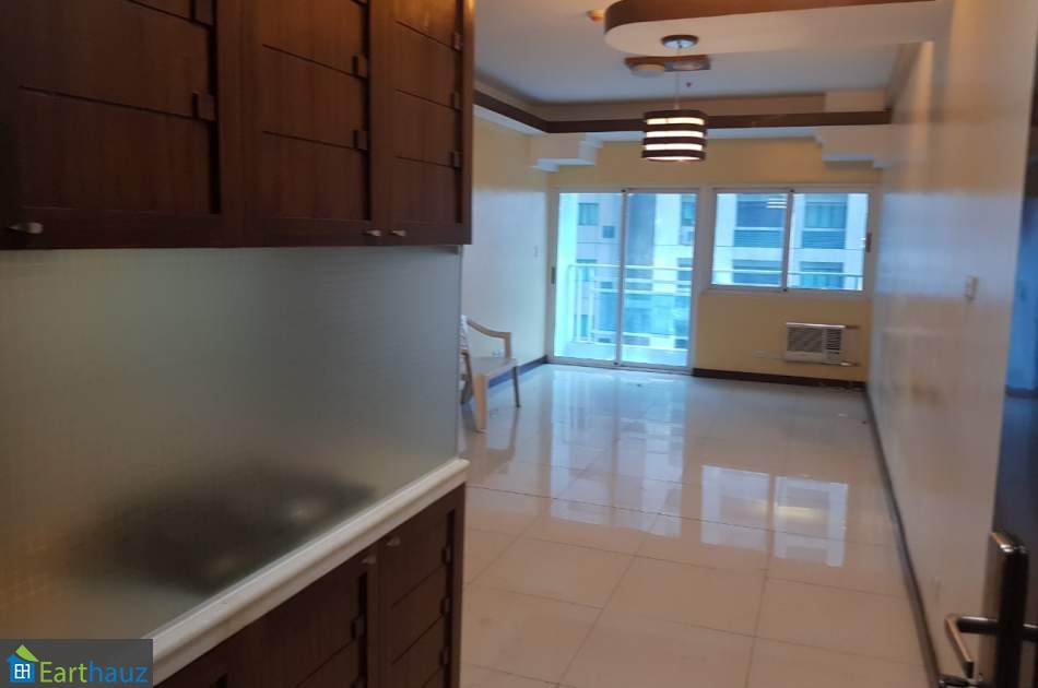 BGC Fort Palm Spring Condo For SALE