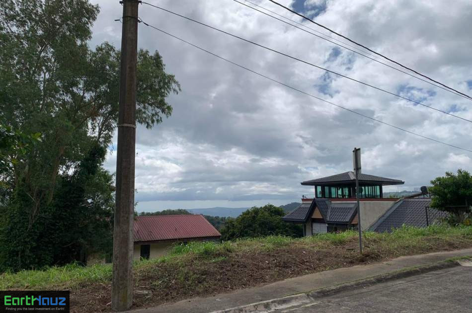 LOT FOR SALE - TAGAYTAY