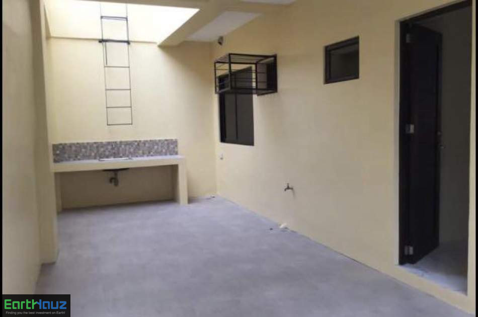 4BR House for Rent in Project 4, Quezon City